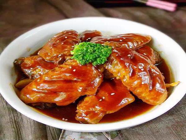 做家常菜時，“耗油”這3種菜不能亂發(fā)，不提鮮反而味道怪異